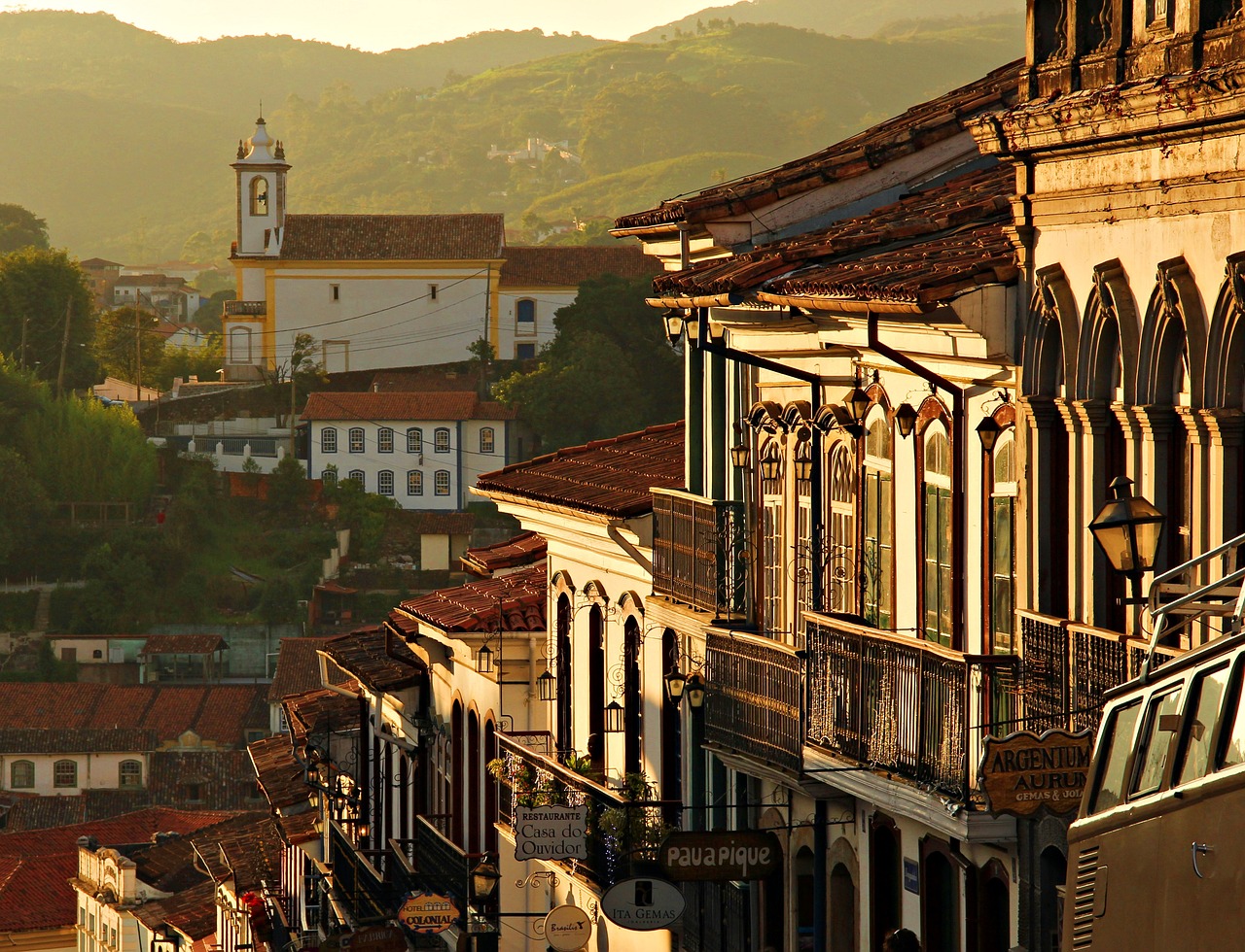 Fotografia da cidade mineira de Ouro Preto.